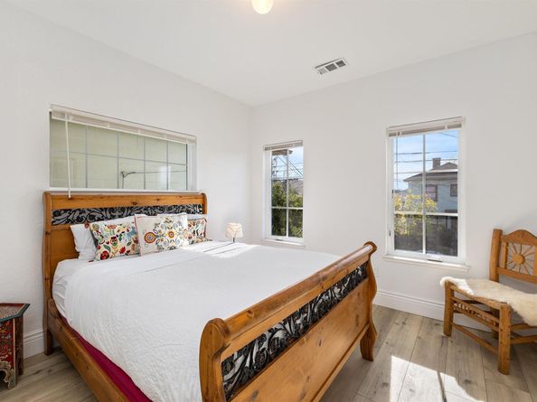 712 39Th St, Oakland CA 94609