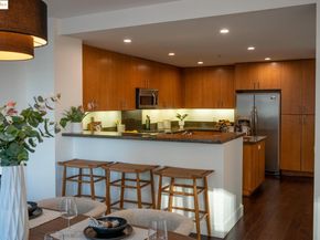 438 W Grand Ave 422, Oakland CA 94612
