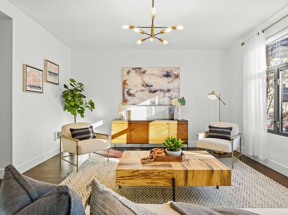 438 W Grand Ave 422, Oakland CA 94612