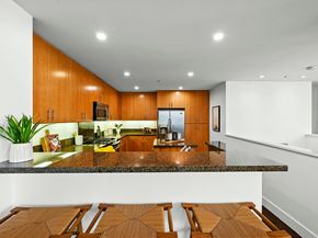438 W Grand Ave 422, Oakland CA 94612