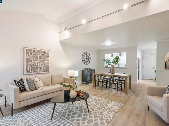 2316 Heathrow Pl, San Leandro CA 94577
