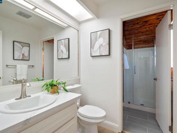 2316 Heathrow Pl, San Leandro CA 94577