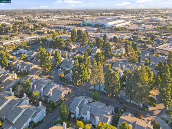 2316 Heathrow Pl, San Leandro CA 94577