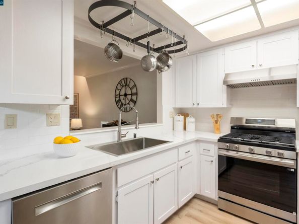 2316 Heathrow Pl, San Leandro CA 94577