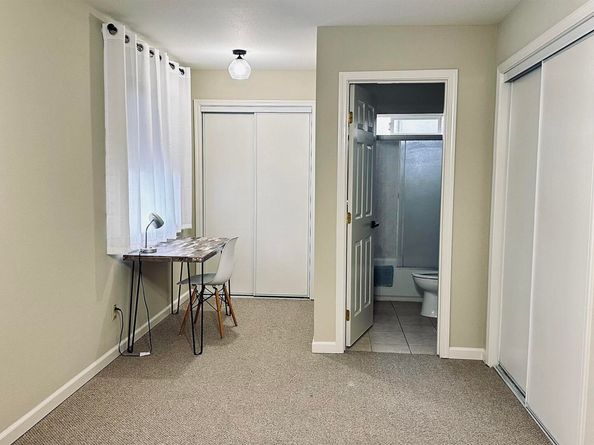 2505 Market St, Oakland CA 94607