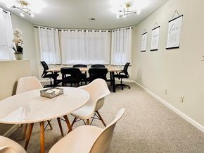 2505 Market St, Oakland CA 94607