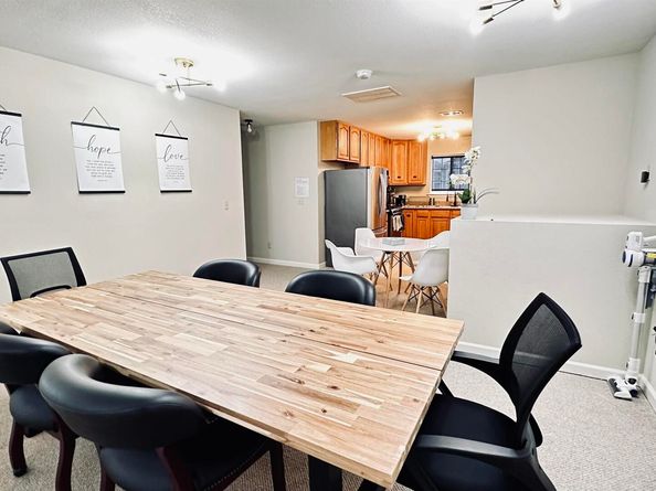 2505 Market St, Oakland CA 94607