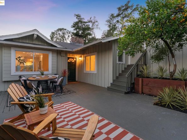 6827 Ridgewood Dr., Oakland CA 94611
