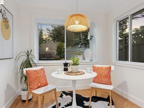 6827 Ridgewood Dr., Oakland CA 94611