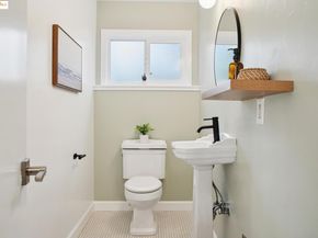 6827 Ridgewood Dr., Oakland CA 94611