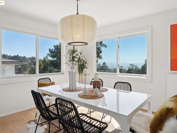 6827 Ridgewood Dr., Oakland CA 94611