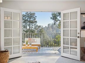 6827 Ridgewood Dr., Oakland CA 94611