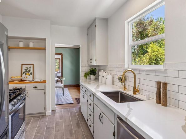 1336 Fernside, Alameda CA 94501