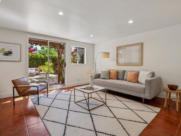 1336 Fernside, Alameda CA 94501