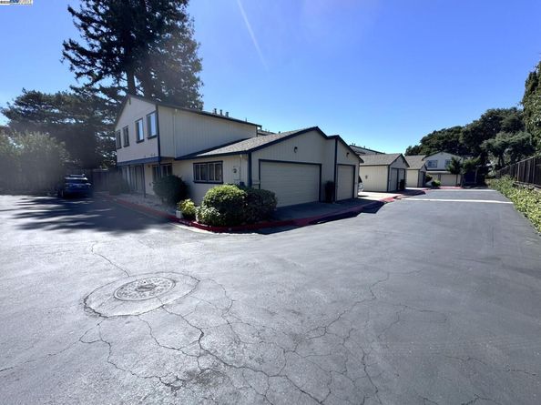 19901 Forest Ave, Castro Valley CA 94546