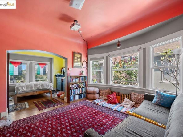 462 Cavour St, Oakland CA 94618