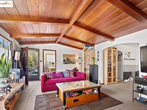 462 Cavour St, Oakland CA 94618