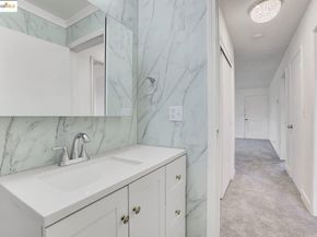 9034 Hillside St, Oakland CA 94603