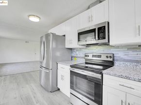 9034 Hillside St, Oakland CA 94603