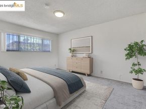 9034 Hillside St, Oakland CA 94603