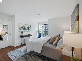 696 Athol Ave 203, Oakland CA 94610