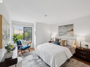 696 Athol Ave 203, Oakland CA 94610