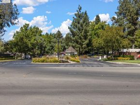 586 Cambrian Way, Danville CA 94526