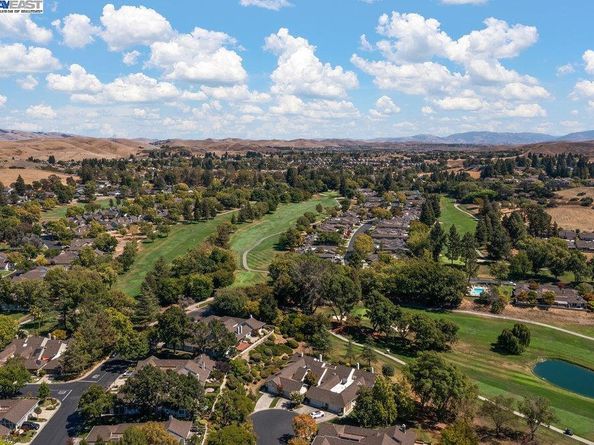586 Cambrian Way, Danville CA 94526