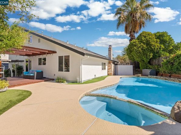 4516 Spring Valley Way, Concord CA 94521