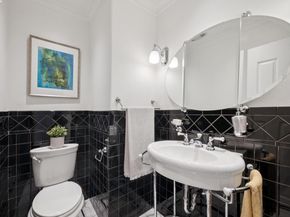 1083 Melrose Ave, Alameda CA 94502