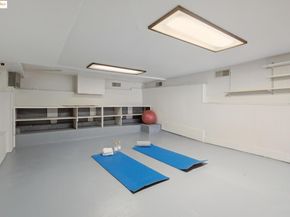 4275 Fruitvale Ave, Oakland CA 94062