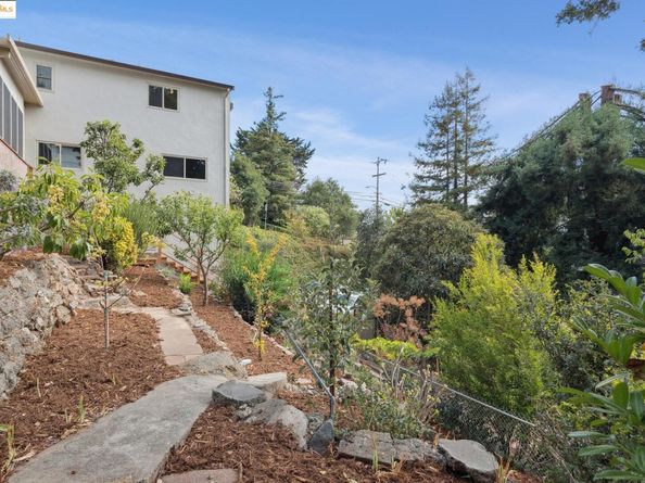 4275 Fruitvale Ave, Oakland CA 94062