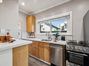 625 Stannage Ave, Albany CA 94706