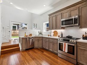 625 Stannage Ave, Albany CA 94706