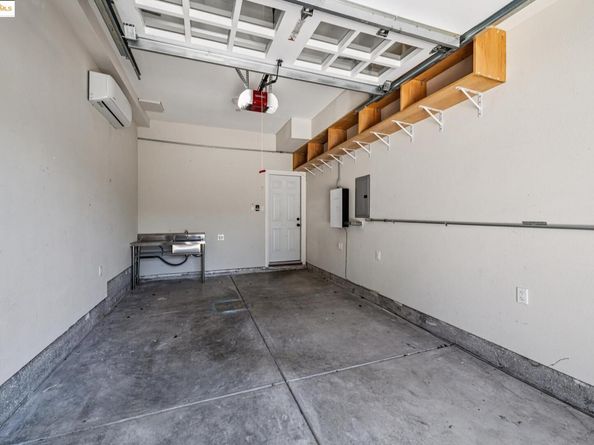 625 Stannage Ave, Albany CA 94706