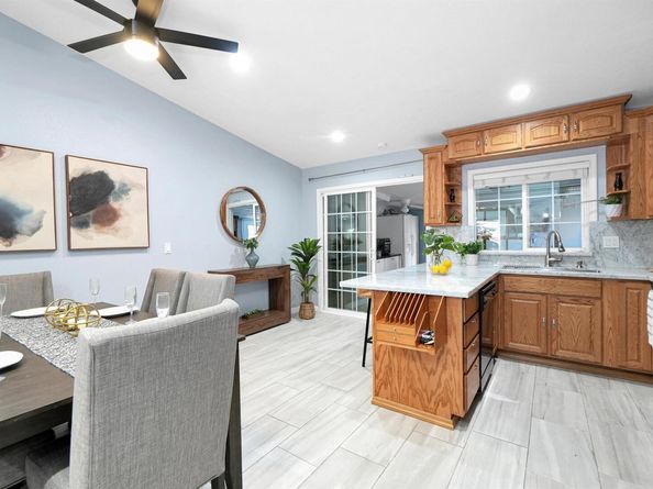 22633 Mossy Rock Drive, Hayward CA 94541
