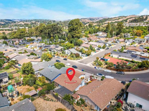 22633 Mossy Rock Drive, Hayward CA 94541
