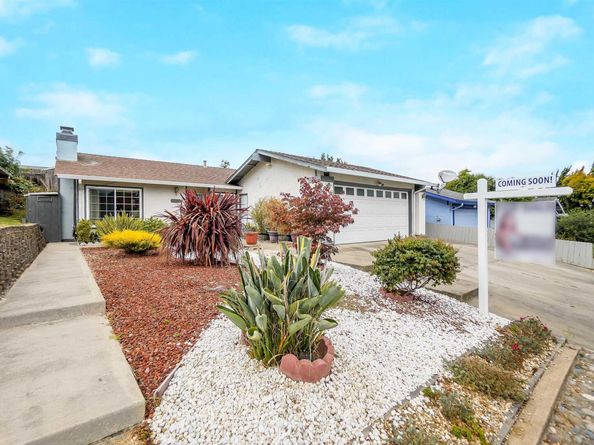 22633 Mossy Rock Drive, Hayward CA 94541