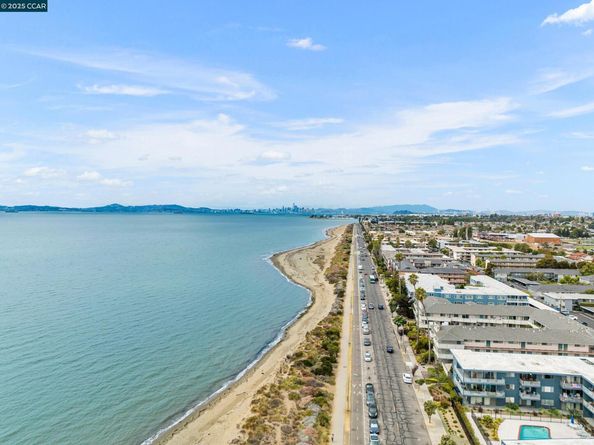2137 Otis Dr 111, Alameda CA 94501