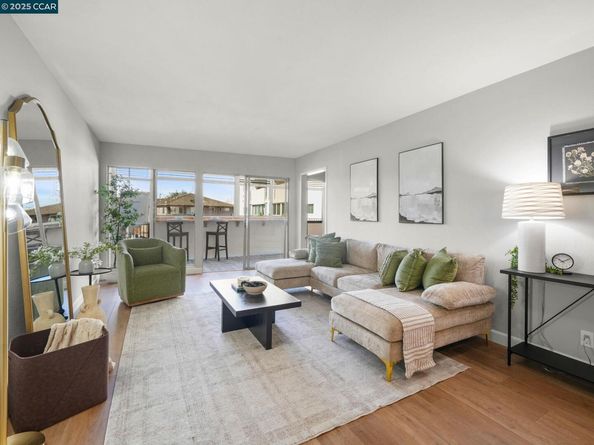 2137 Otis Dr 111, Alameda CA 94501