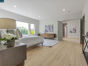 4 Berrybrook Hollow, Orinda CA 94563