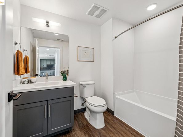 10300 San Pablo Ave 303, El Cerrito CA 94530