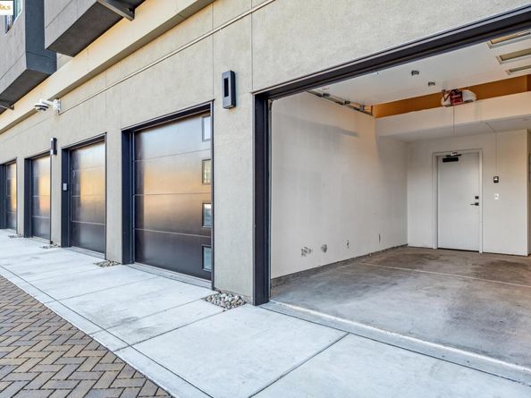 10300 San Pablo Ave 303, El Cerrito CA 94530