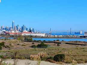 570 Innes Ave 201, San Francisco CA 94124