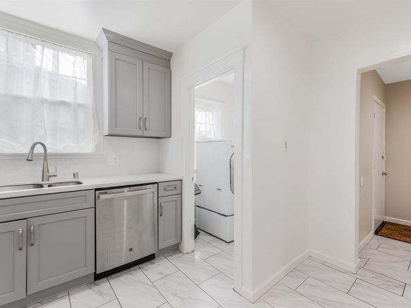 6007 San Pablo Ave, Oakland CA 94608