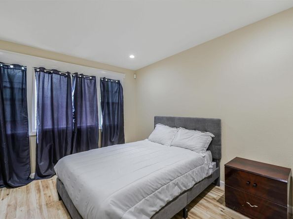 6007 San Pablo Ave, Oakland CA 94608