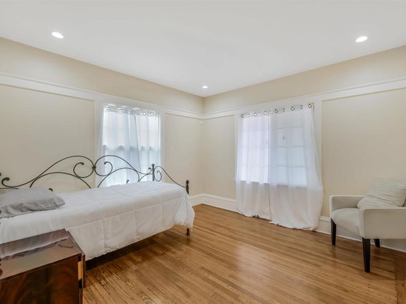 6007 San Pablo Ave, Oakland CA 94608