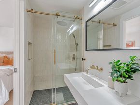 6583 Simson St, Oakland CA 94605