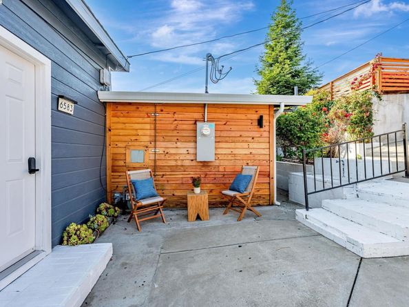 6583 Simson St, Oakland CA 94605