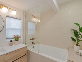 6583 Simson St, Oakland CA 94605
